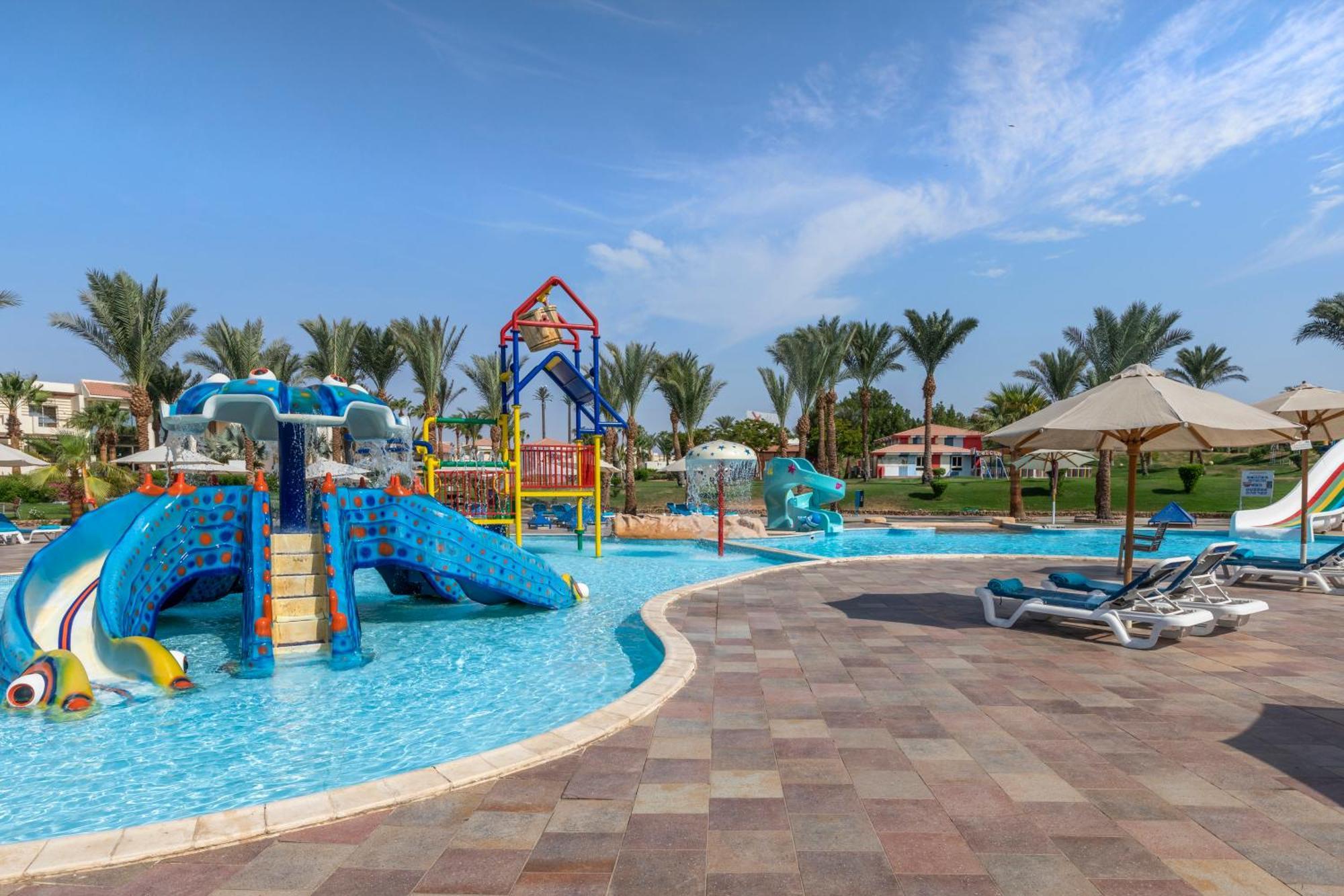 Xperience Kiroseiz Parkland Hotell Sharm el-Sheikh Exteriör bild Aqua Park at Hilton Sharm El Sheikh Resort