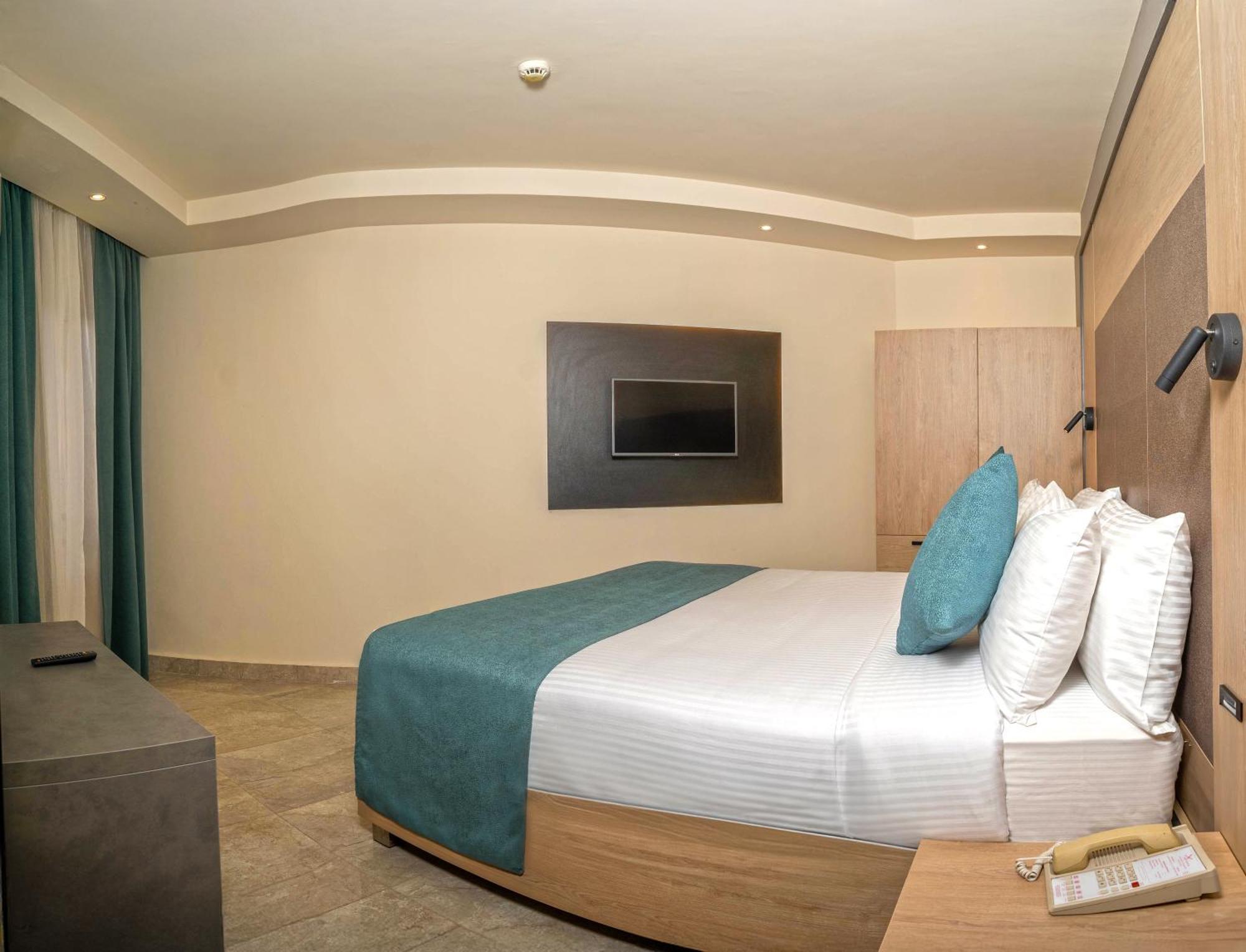 Xperience Kiroseiz Parkland Hotell Sharm el-Sheikh Exteriör bild